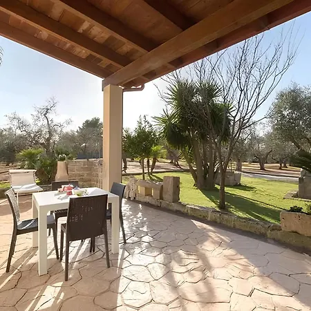 Maddalena - Big Garden Parking & Pool Aparthotel 3*